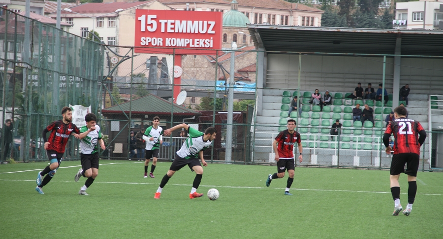 YAĞLIDERESPOR DEPLASMANDA GÜRKÖYSPOR