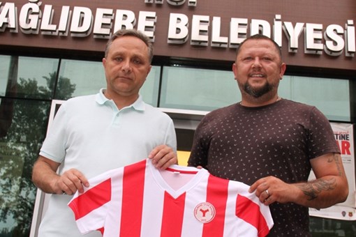 İSTANBUL YAĞLIDERELİLER DERNEĞİNDEN YAĞLIDERESPOR