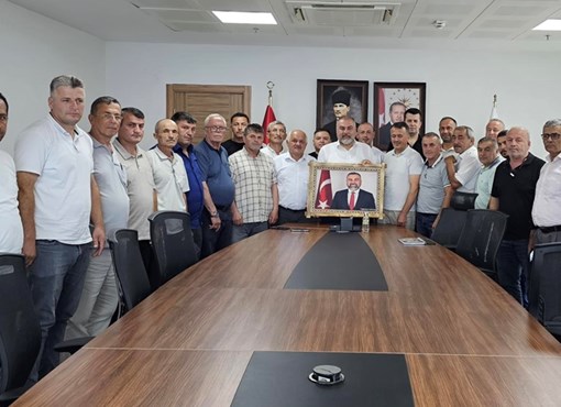 KÖY MUHTARLARINDAN ÖZEL İDARE GENEL SEKRETERİ ERENERE ZİYARET