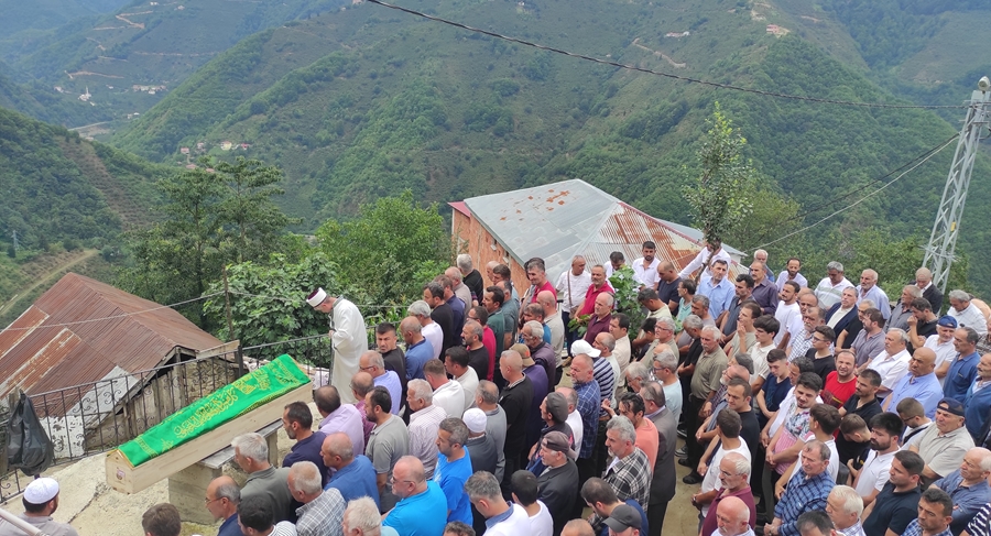 KOCAELİ YAĞLIDERELİLER DERNEK BAŞKANI ENGİN GÜNGÖRÜN ACI GÜNÜ