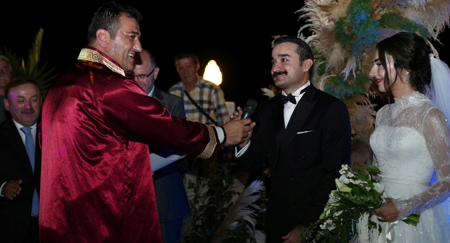 YAĞLIDERELİ KAYMAKAM MEHMET ALİ UZUNUN MUTLU GÜNÜ