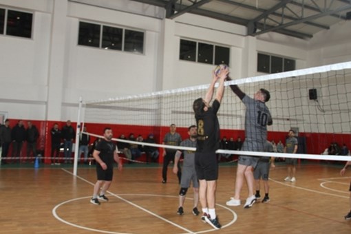 MUSTAFA BÜLENT KILIÇ HALK VOLEYBOL TURNUVASI YARIN AKŞAM BAŞLIYOR