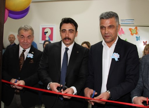 MUSTAFA KEMAL İLKOKULU ÖĞRETMENLER ODASI YENİLENDİ