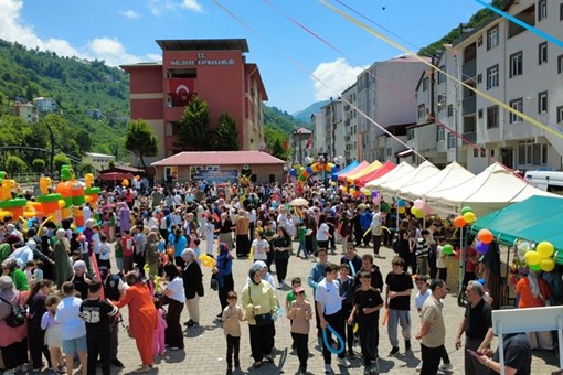 YAĞLIDERE